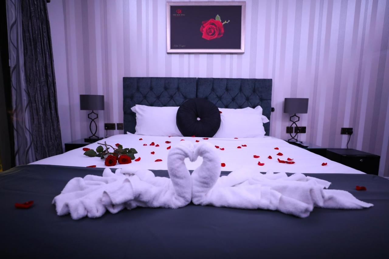 The Old Hall Hotel 코번트리 외부 사진
